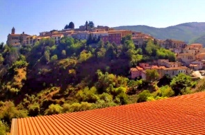 Vista do centro histórico de Pignola. Webcams Potenza on-line