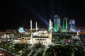 Mesquita "Coração da Chechênia" em homenagem à webcam de Akhmat Kadyrov on-line