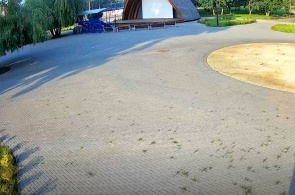Fonte no parque. Webcams Kotovsk