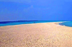 Bancos de areia na Ilha Kuredu. Webcams maldivas