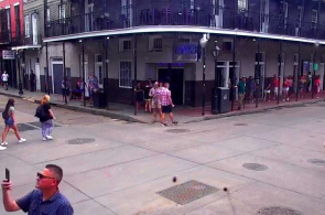 Rua Bourbon. Webcams em Nova Orleans online