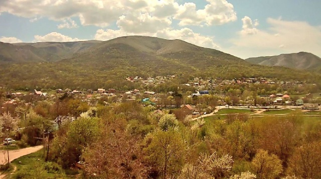 A aldeia de Perevalnoye. Webcams Simferopol online