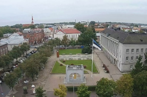 Pärnu - a "capital de verão da Estônia" em tempo real