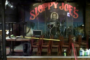 Bar desleixado de Joe. Cena. Webcam em Key West online