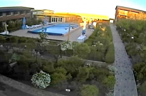 Arcada da vila de férias. Webcam em Berdyansk online