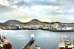 Vista da cidade do porto. Webcams Heimaey