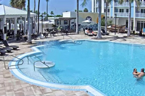 Piscina do hotel 24 North Hotel Key West. Webcams em Key West online