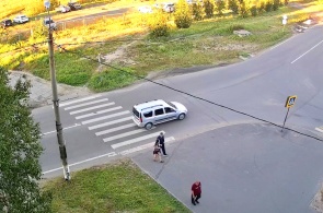 Encruzilhada da Avenida Butoma - Rua Dzerzhinsky. Câmera 2. Webcams de Severodvinsk