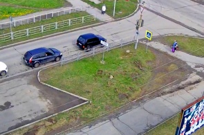 Encruzilhada de Frunze e Steklov. Webcams de Verkhnyaya Salda online