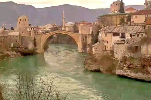Ponte velha sobre o rio Neretva. Mostar webcam online