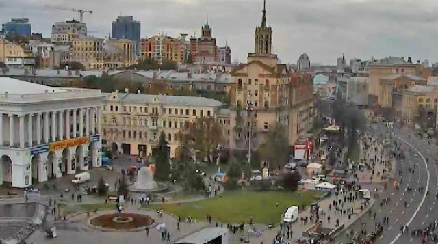 Praça da Independência - a praça central da webcam de Kiev online