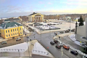 Praça Kirov. Webcams em Petrozavodsk online