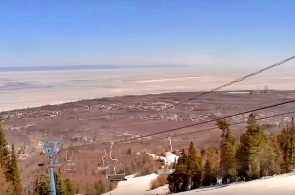 Monte Sobolinaya. Vista do café, 900 m. Webcams de Baikalsk.