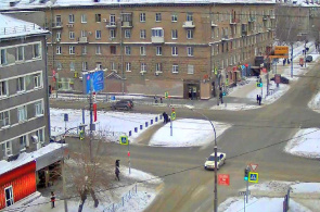 Encruzilhada das ruas de Krylova - Avenida Vermelha. Webcams Novosibirsk online