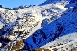 Pista de esqui Artesina Mondolè (visão geral). Webcams Cuneo