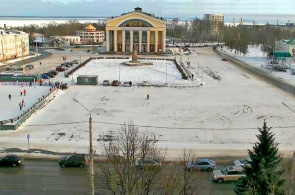Praça Kirov. Câmaras Web Petrozavodsk para ver online