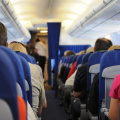 Os cientistas falaram sobre os riscos à saúde associados a voos longos