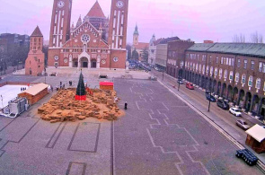 Praça da Catedral. Webcams Szeged online
