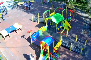 Playground em Bredova. Apatia das webcams
