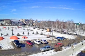 Praça central. Ângulo 4. Webcams Mozhga online