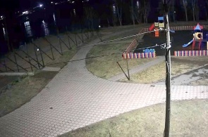 Estacione em Kirova. Parque infantil. Webcams de Ust-Kut