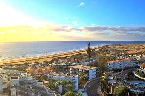 Playa del Ingles é uma estância balnear na margem sul da Gran Canaria