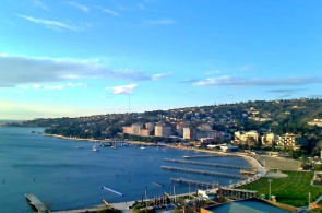 Vista da praia a partir do Hotel Metropol. Portoroz webcam on-line