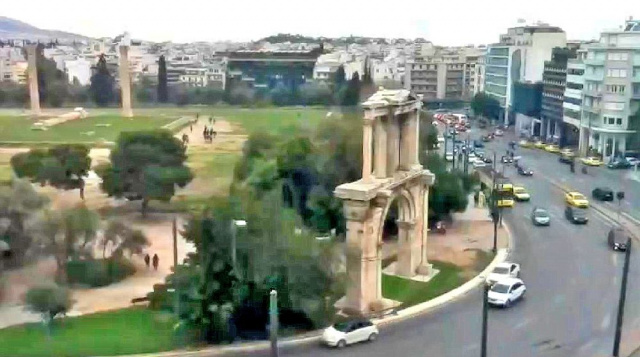 Arco de Adriano. Atenas webcams online