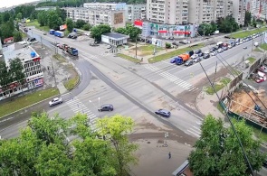 Encruzilhada das ruas Leningradskaya - Petina. Webcams Vologda