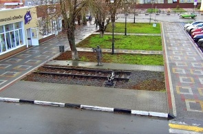 Monumento aos Trabalhadores Ferroviários. Webcams de Tikhoretsk