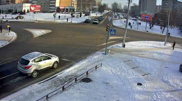 Webcam em um cruzamento movimentado de Borisov
